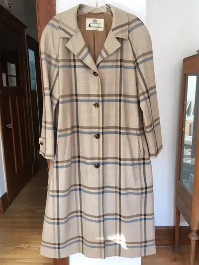 Manteau Laine Fine Aquascutum Fine Wool Coat, View more