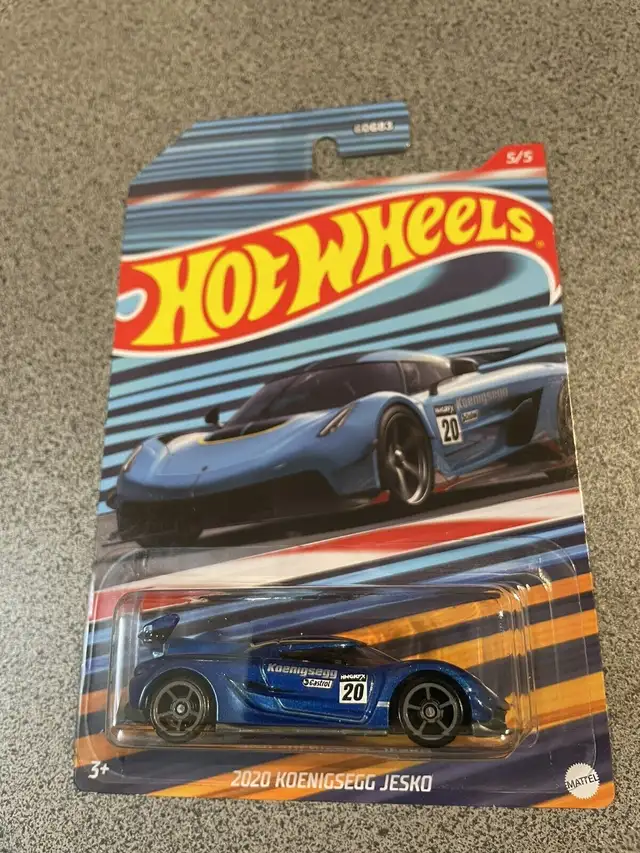 Hot wheels BLUE Koenigsegg Jesko Agera
