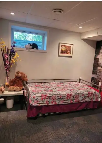 An East Indian family looking for Student girl or working girl to rent out private Room in basement...