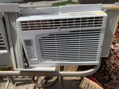 Keep cool this summer with these two window air conditioners! The Commercial Cool unit boasts 5,000...