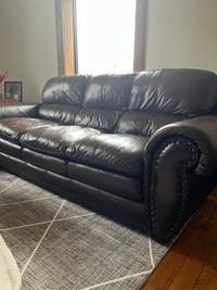 Leather couch’s 