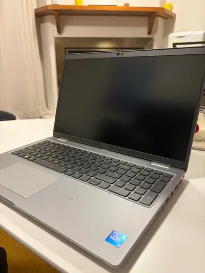 Dell i7-11em gen 500go ssd 16Go, View more