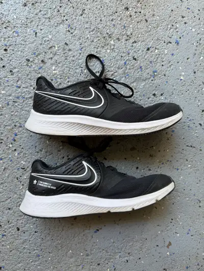 Youth Shoes Size 6.5, View more