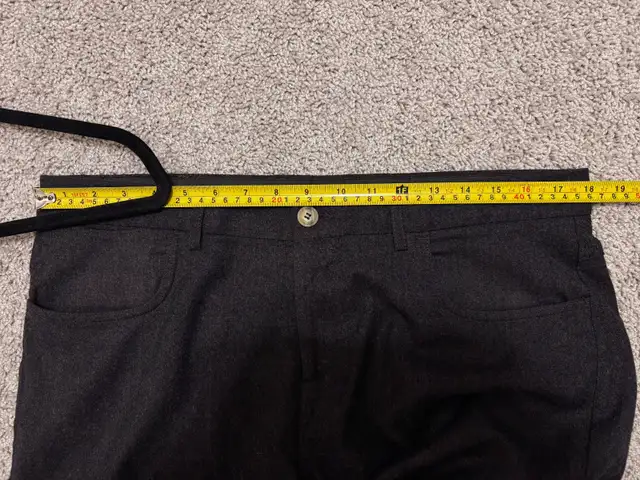 Canali Pants Impeccable 100% Wool 5-Pocket Pants Mens (~35x27) in Men's in Calgary - Image 8