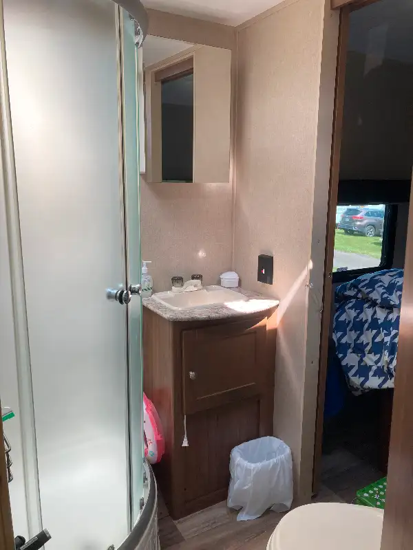 Travel trailer in Travel Trailers & Campers in Moncton - Image 10