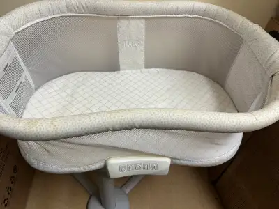 HALO BassiNest Swivel Sleeper, View more
