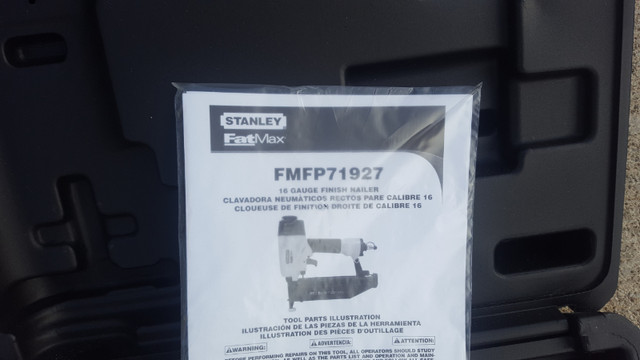 "*LIKE NEW* STANLEY 16 gauge Finish Nail Gun (reg $240) in Power Tools in Hamilton - Image 3