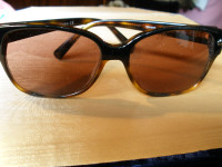 - - MARC JACOBS - Designer - "Sunglasses" - $85.00