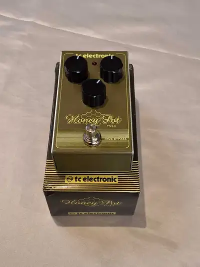 TC Electronic Honey Pot Fuzz Pedal, View more