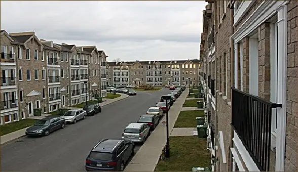 Big condo for sale in recent 4plex, just 2km form Downtown Mtl