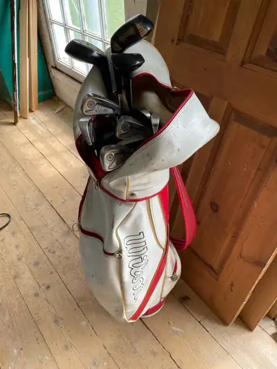 Ensemble de bâtons de golf Wilson, View more