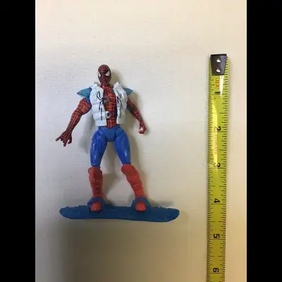 Spider Man et son snowboard , View more