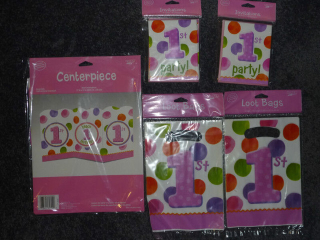 1st Birthday Baby Girl Polka Dot Party Pack (New-In the Package) in Other in Winnipeg