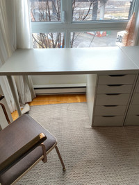 Bureau Ikea Lagkapten/Alex couleur gris-beige 
