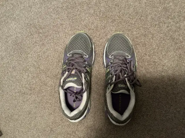 Asics Womens Gel Kayano 19 Running Shoes in Women's - Shoes in City of Toronto - Image 3