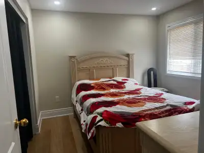 House room for rent available 1 july