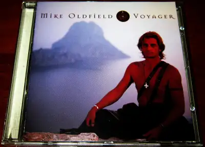 CD :: Mike Oldfield – Voyager (Canadian Pressing / CD Sleeves : Near Mint condition/ CD Disc :: Near...