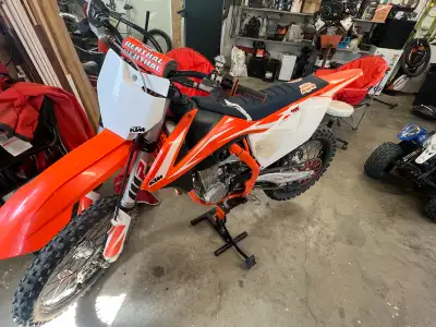 Low hour bike and well maintained. Willing to trade for a Honda crf 250r
