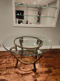 1.2 Meter Round Tempered Glass Dinning Table With Metal Stand