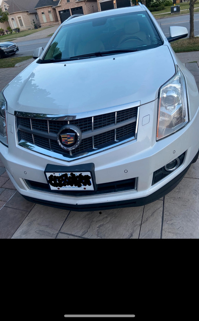 Cadillac SRX  in Cars & Trucks in Markham / York Region - Image 3