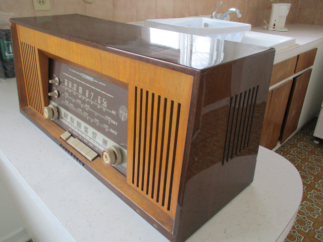 Antique Shortwave Radios dans Appareils électroniques  à Ville de Montréal - Image 4