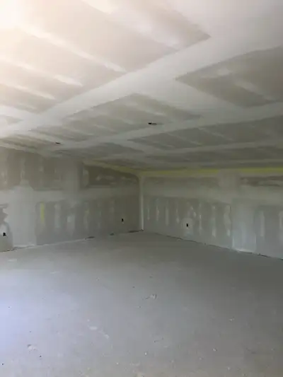 Drywall taper finisher for 28 years looking for cash jobs no job is too big or too small hand and ma...