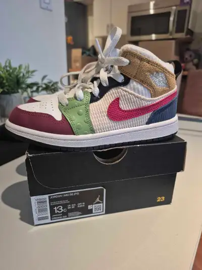 Air Jordan 1 Mid SE PS - Children Kids Size- 13Y, View more