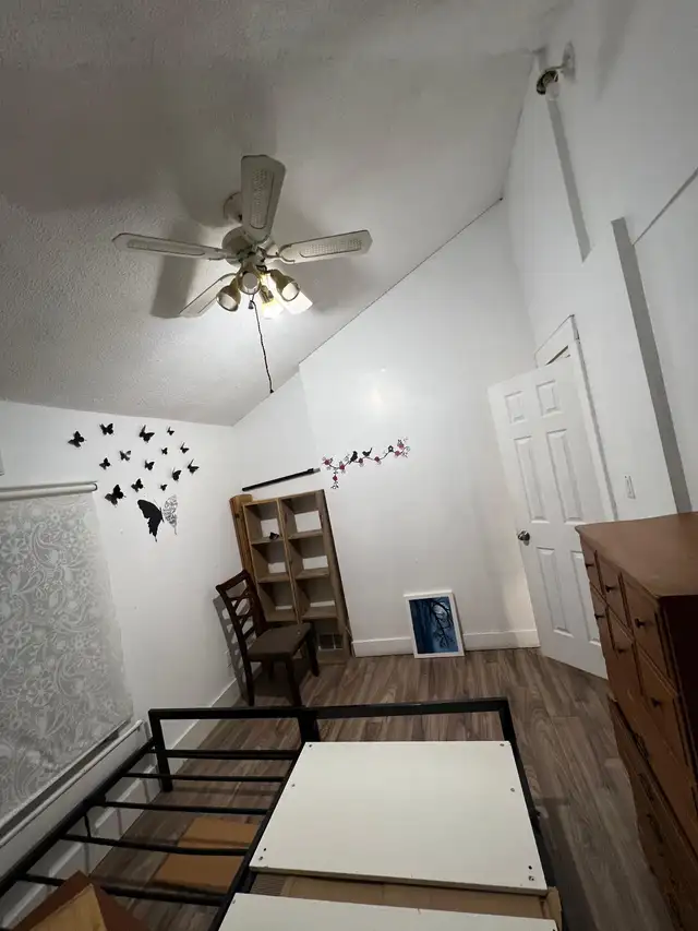 Private room Available