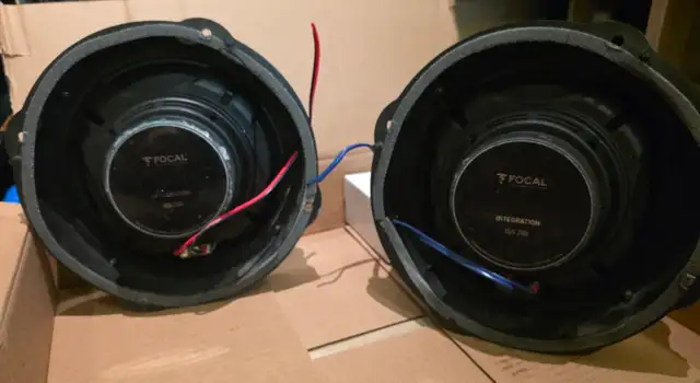 FOCAL ISS 200 Audio Speakers in Speakers in Markham / York Region - Image 3