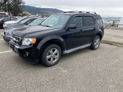 2010 FORD ESCAPE LIMITED