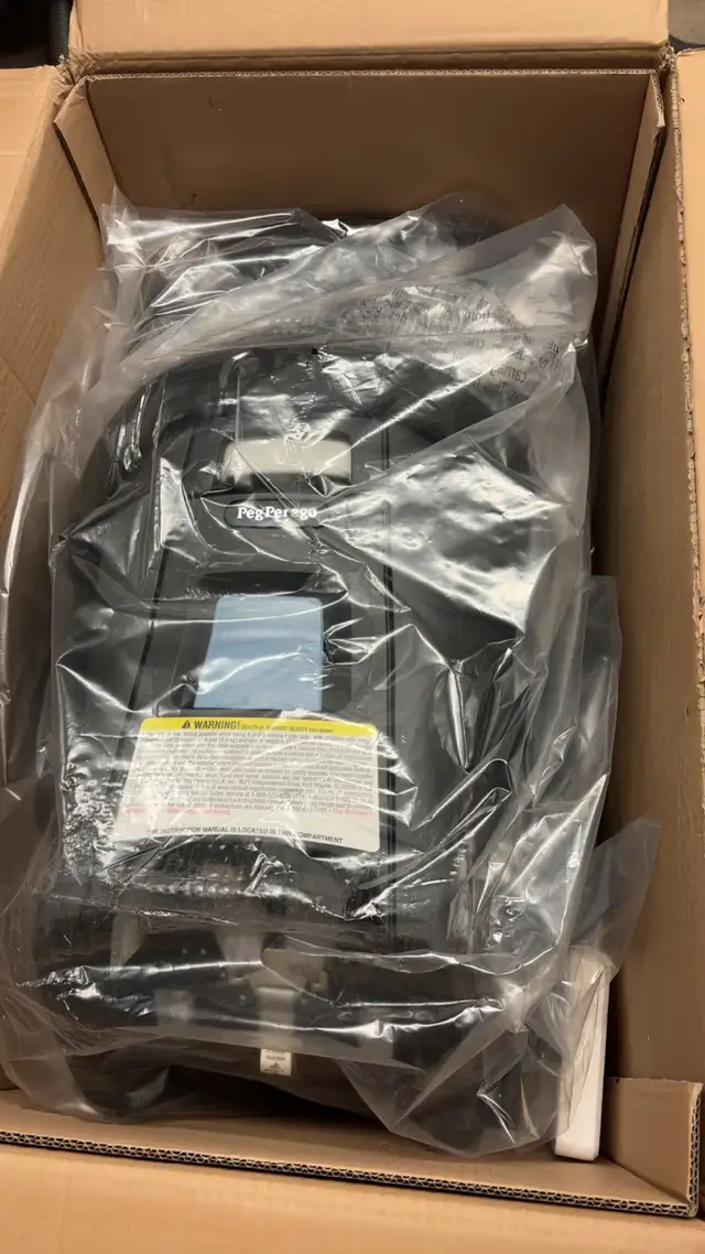 Peg Perego YPSI Travel System Neuve Dans La Boite in Strollers, Carriers & Car Seats in City of Montréal - Image 3