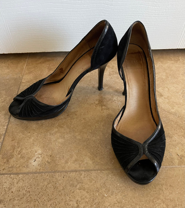 WOMENS SHOES SIZE 39 in Women's - Shoes in Oakville / Halton Region - Image 2