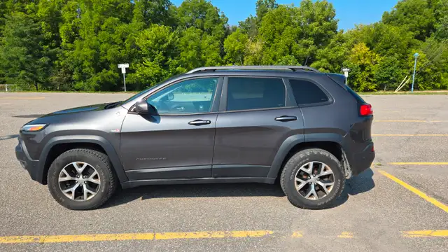 Jeep Cherokee Trailhawk 2015 4WD63436967477123124