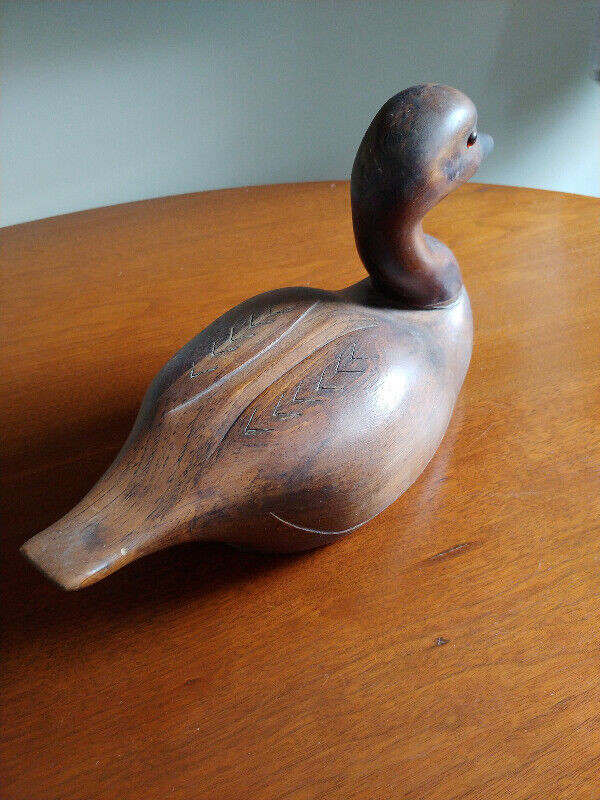 Vintage Wooden Decoy, carved by Ron Sadler in Arts & Collectibles in Ottawa - Image 2