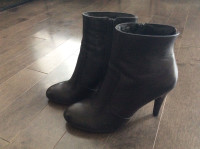 Genuine leather booties - mint condition, size 6.5