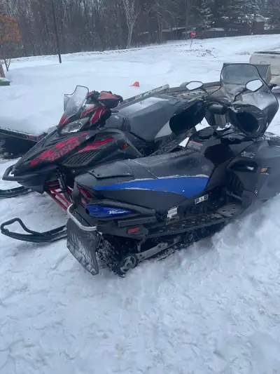 2006 apex, 3 windshields, cover, 2008 vector removable jack seat, cover,both ready to go, dolly whee...