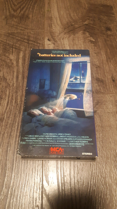 VHS Batteries Not Included 1987 ‧ Sci-fi/Family, View more