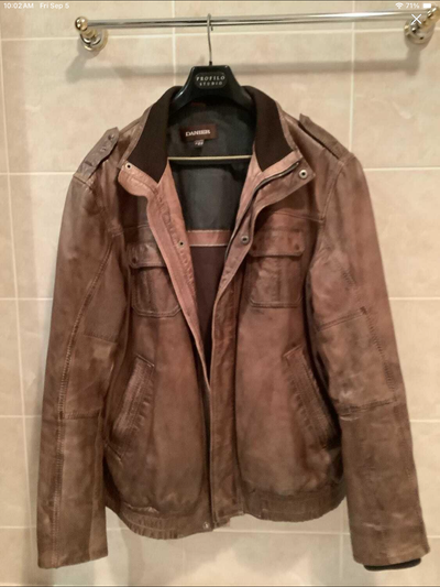 Men’s Danier brown leather bomber jacket. Size XXL, View more