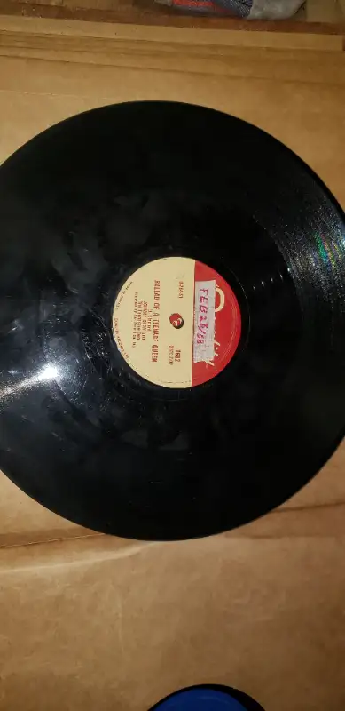 Johnny Cash 10" shellac record, View more