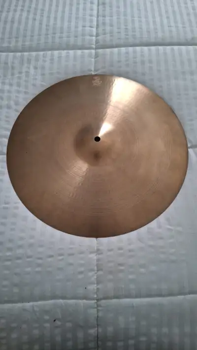 CYMBAL ZILDJIAN A ,BANC HYDROLIQUE,SUPPORT CAISSE CLAIRE, View more