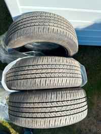 Trois ( 3 ) pneus BRIDGESTONE ECOPIA 225/55 R18