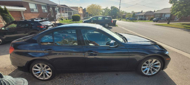 Well Maintained 2013 BMW 320ixdrive *low mileage  in Cars & Trucks in City of Toronto - Image 2