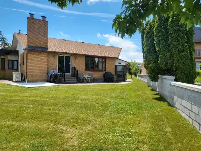 2 bedrooms home available for rent-All utilities  included