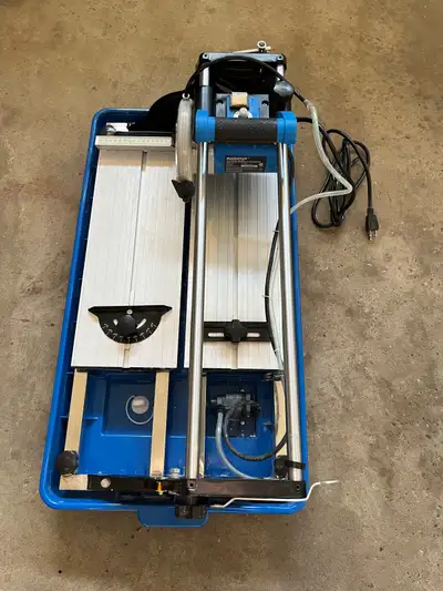 Mastercraft Sliding Wet Tile Saw 7 inch blade., View more
