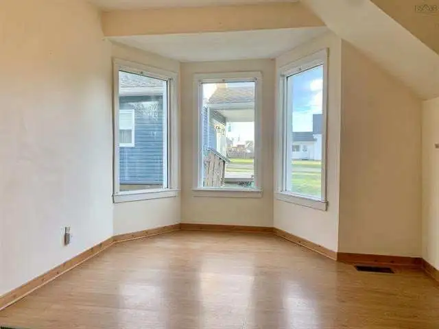 Room for Rent in Room Rentals & Roommates in Truro - Image 18