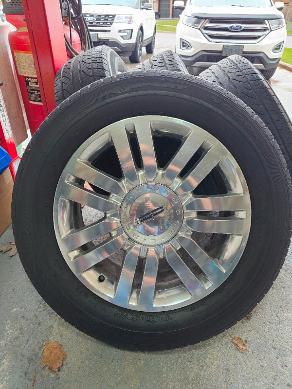 Lincoln Navigator wheels in Tires & Rims in Oshawa / Durham Region - Image 3