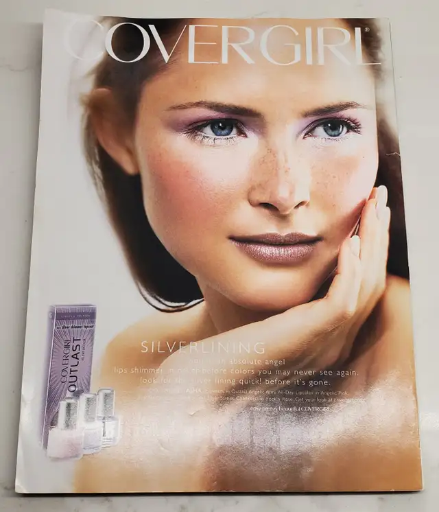 Cosmopolitan magazine March 2004 Julia Stiles in Magazines in City of Toronto - Image 3