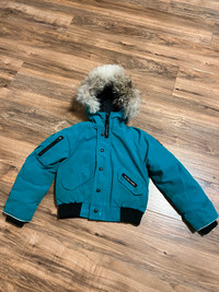 Authentic kids Canada goose winter jacket - pick up in aurora
