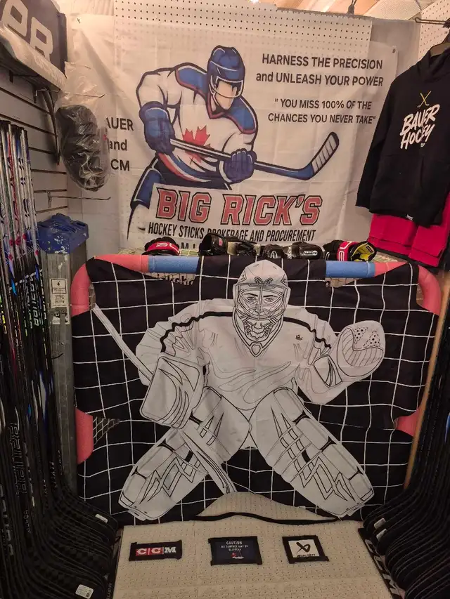 MARCH MADNESS SALE on ALL BAUER and CCM HOCKEY STICKS in Hockey in Mississauga / Peel Region - Image 5