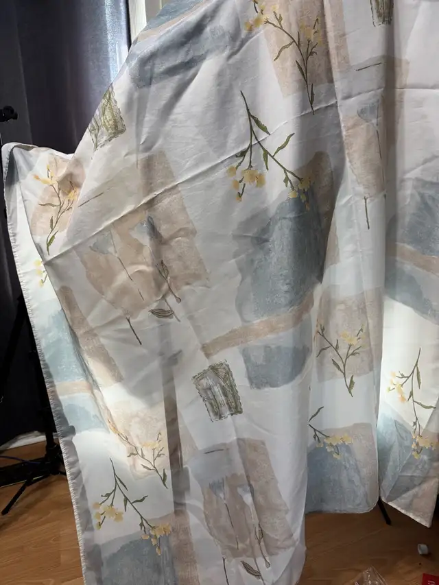 Shower Curtain492244773069148162